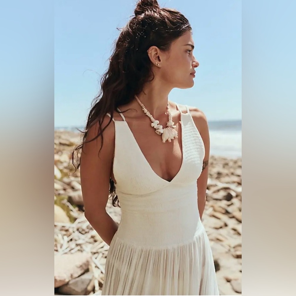 Free People 🆕 Fun in the Sun ecru maxi dress size medium - Picture 4 of 15
